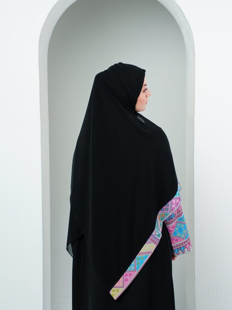 ⁦Gorgeous Abaya⁩ - الصورة ⁦3⁩