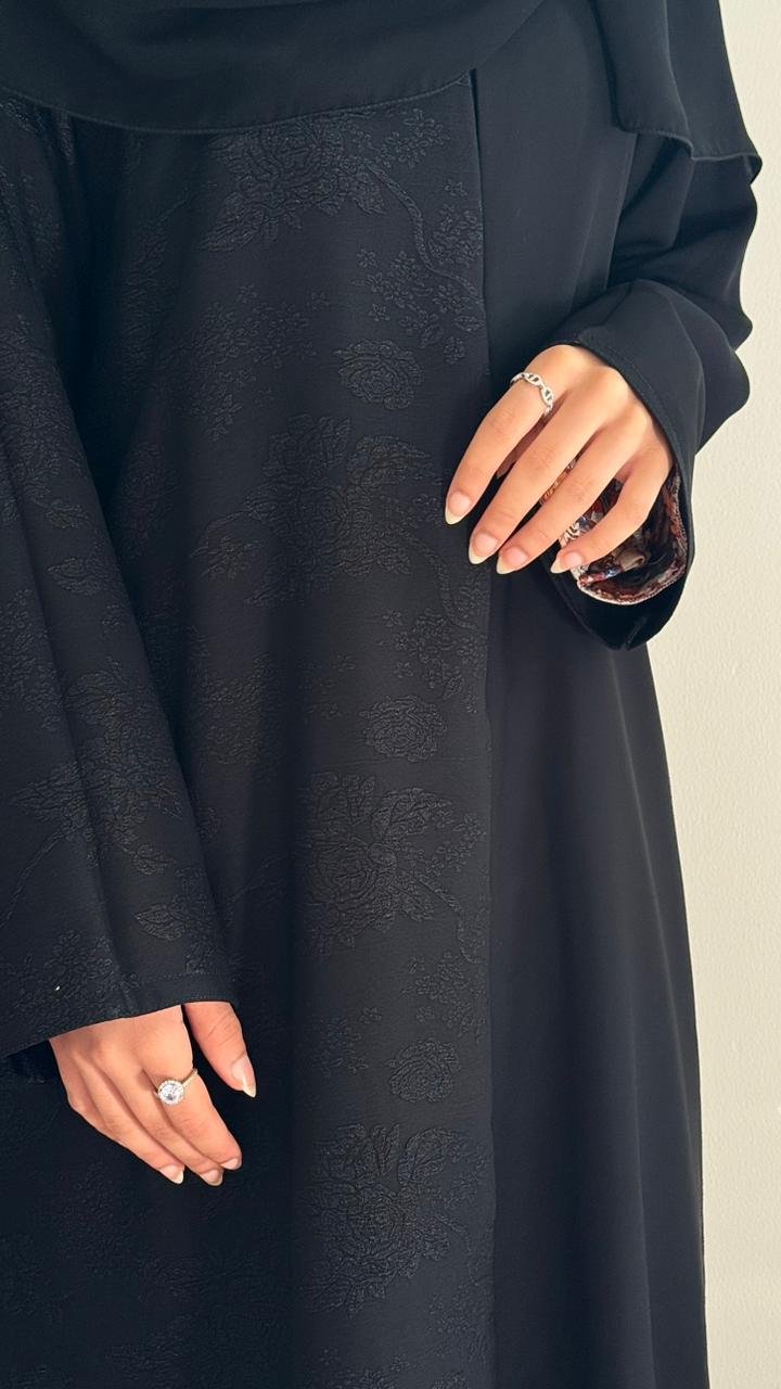 Lris flower Abaya - الصورة 2