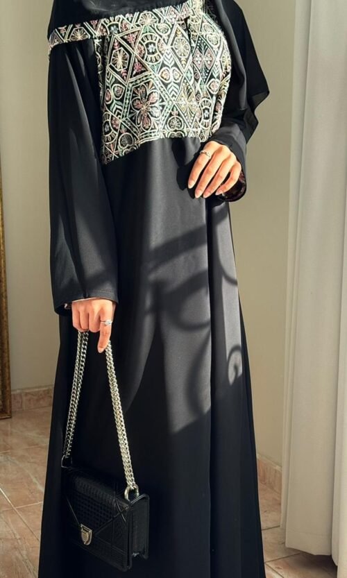 Petunia Abaya